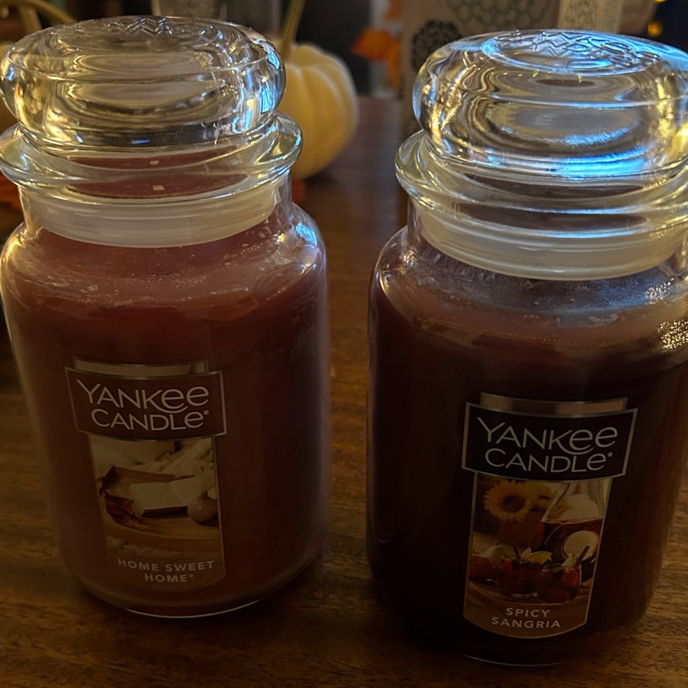BRAND NEW UNUSED YANKEE CANDLE CANDLES